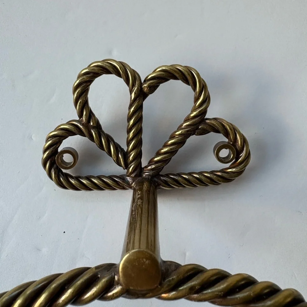 NWOT Anthropologie Francis Towel Ring